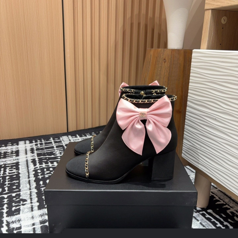 Ch*el boots